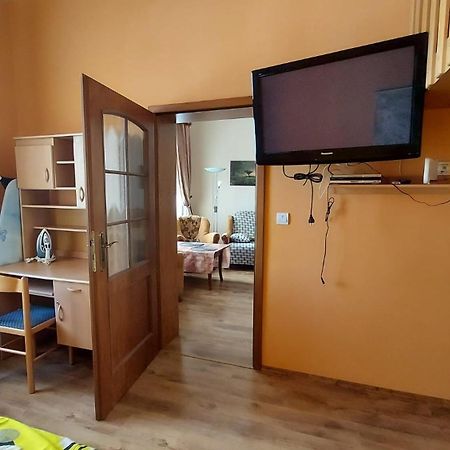 Apartment Ferdinand Karlovy Vary Esterno foto